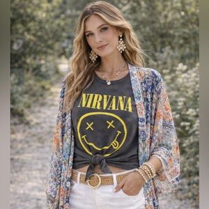 Vintage NIRVANA multicolored crew neck short sleeve t-shirt grey and yellow Sz M